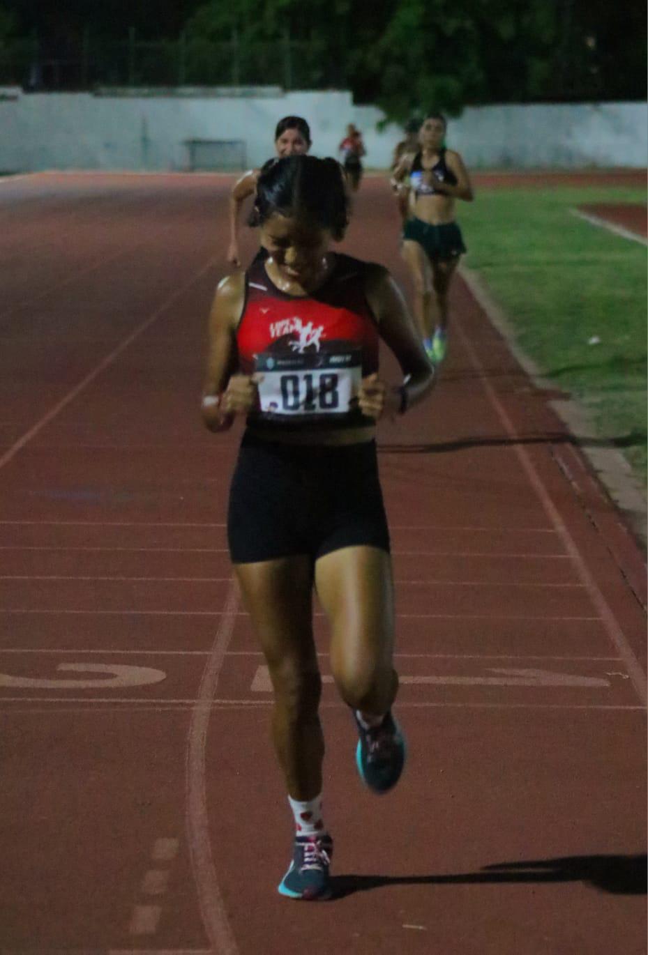 $!En su máxima expresión, finalistas del Serial de Atletismo Imdem dan todo de sí en la pista de tartán
