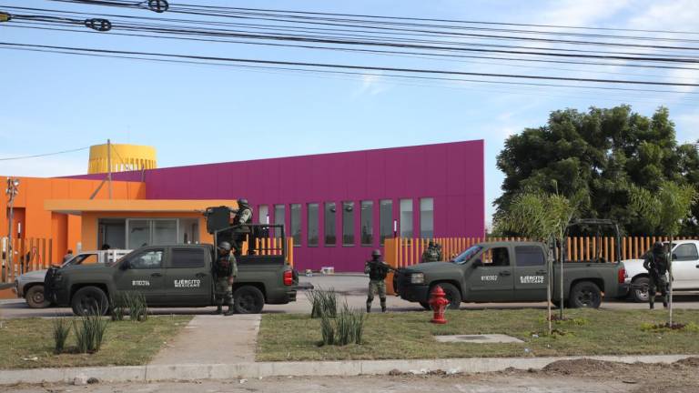 Personal de la Tercera Región Militar acudió a las instalaciones del Centro de Rehabilitación e Inclusión Infantil Teletón Sinaloa en Mazatlán.