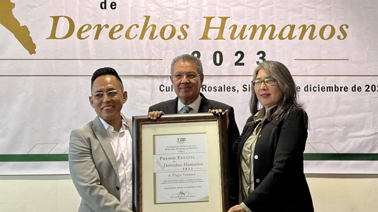 Tiago Ventura Cárdenas recibió el Premio Estatal de Derechos Humanos 2023.
