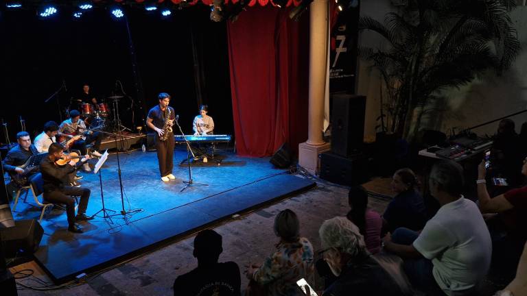 Los Deceptivos Jazz Ensemble.