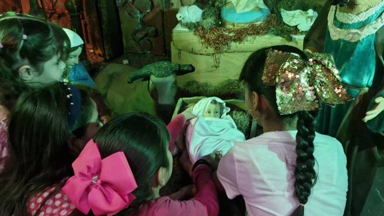 La Casa de la Cultura de la UAS instaló su tradicional Nacimiento.