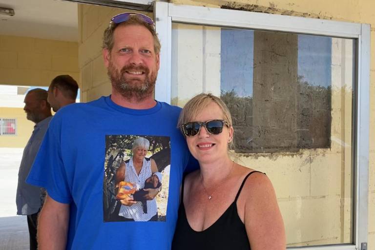 Comunidad extranjera se compromete a mantener apoyos a jornaleros agrícolas de Teacapán