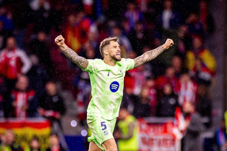 Iñigo Martínez se despide del Barcelona y firma con Al-Nassr