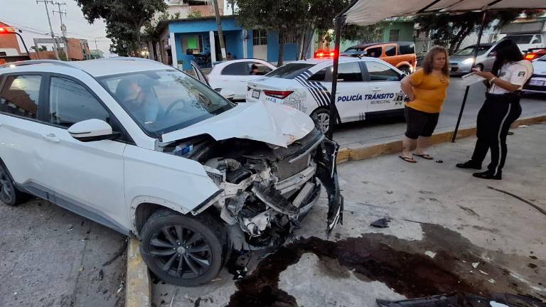 El accidente se reportó en la esquina de las calles Enrique Pérez Arce y Agustín Melgar.
