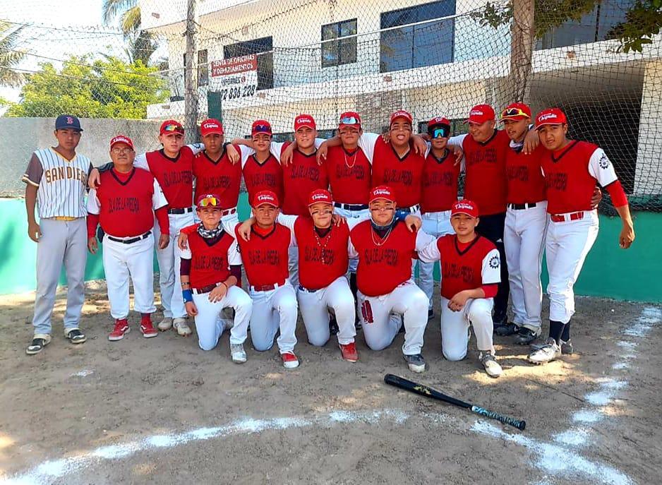 $!Donan material deportivo a Liga de Beisbol Juvenil Imdem Zona Rural