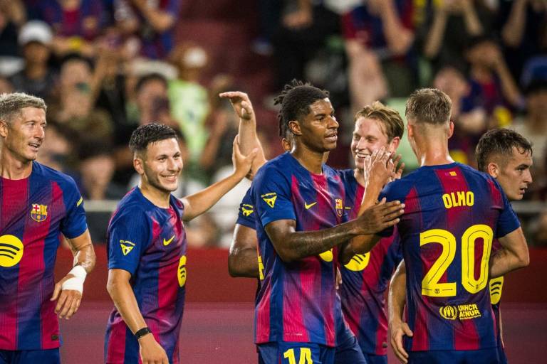 Barcelona inicia su gira asiática con victoria y estrenos goleadores de Bardghji y ‘Dro’