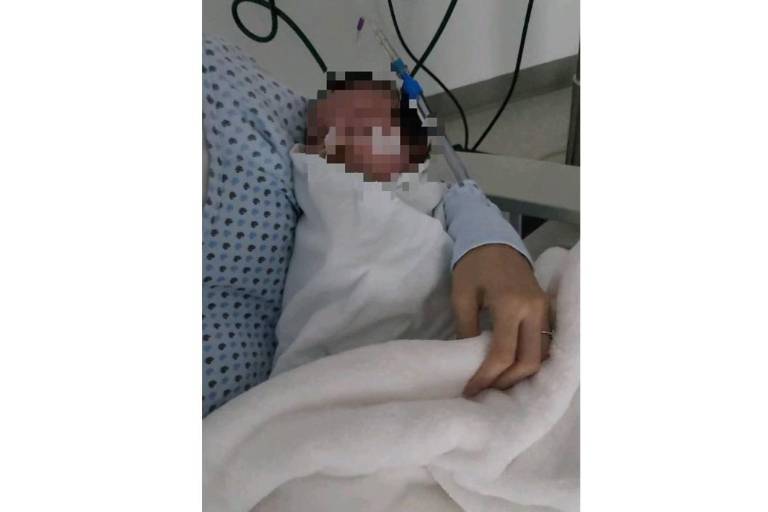 Mejora el estado de salud de Matías, hijo de Edén Muñoz, líder de Calibre 50