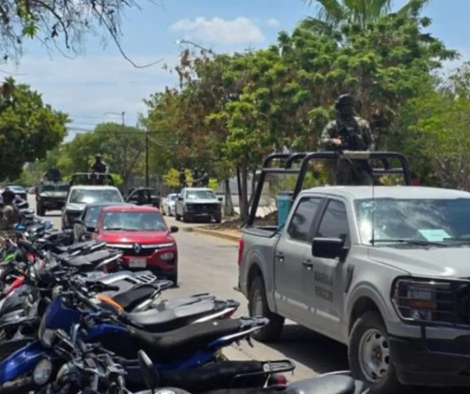 $!Falsa alarma de bomba en Cbtis 152 de Escuinapa provoca sicosis y suspensión de clases