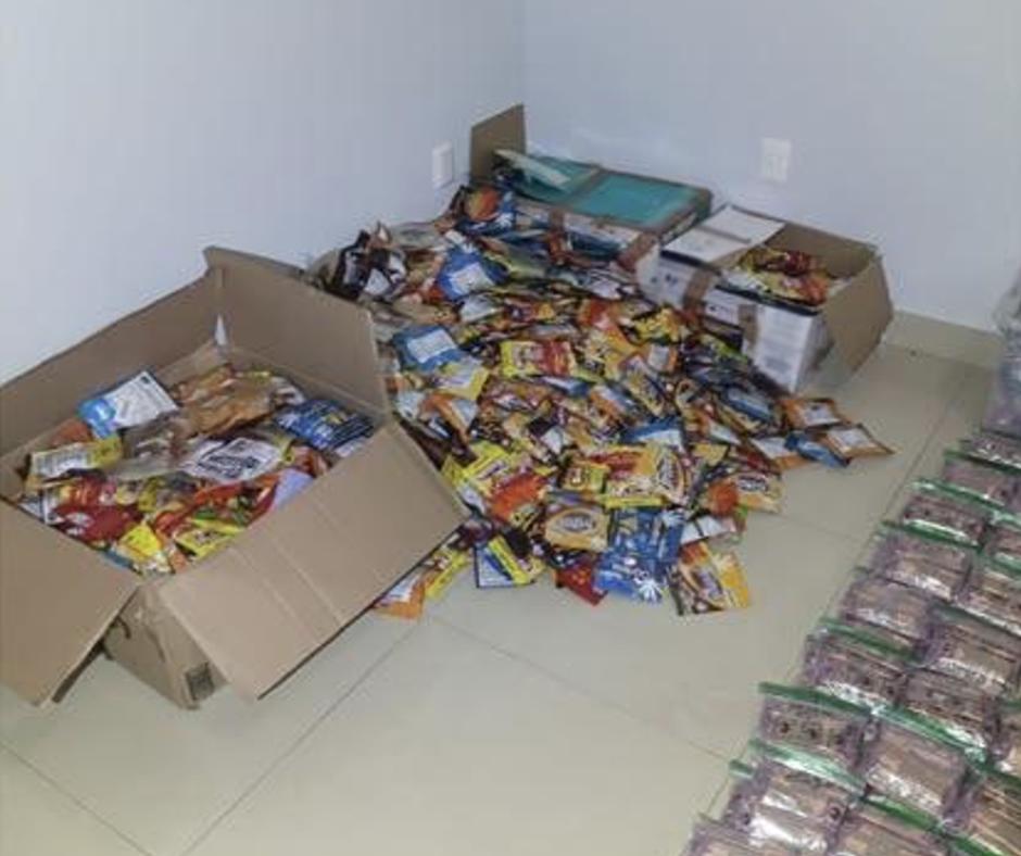 $!Aseguran en Mazatlán más de 35 mil cigarrillos y 790 bolsas de golosinas con marihuana