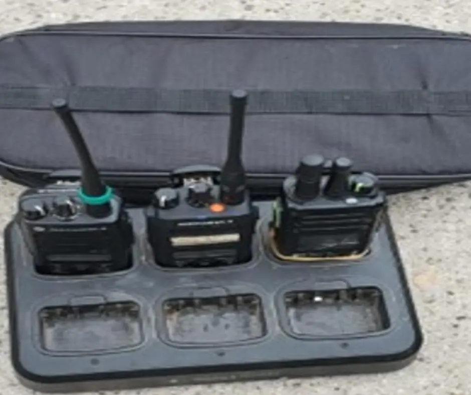 $!Confirman cuatro detenidos tras operativo en motel de Mazatlán; aseguran armas, droga y vehículos