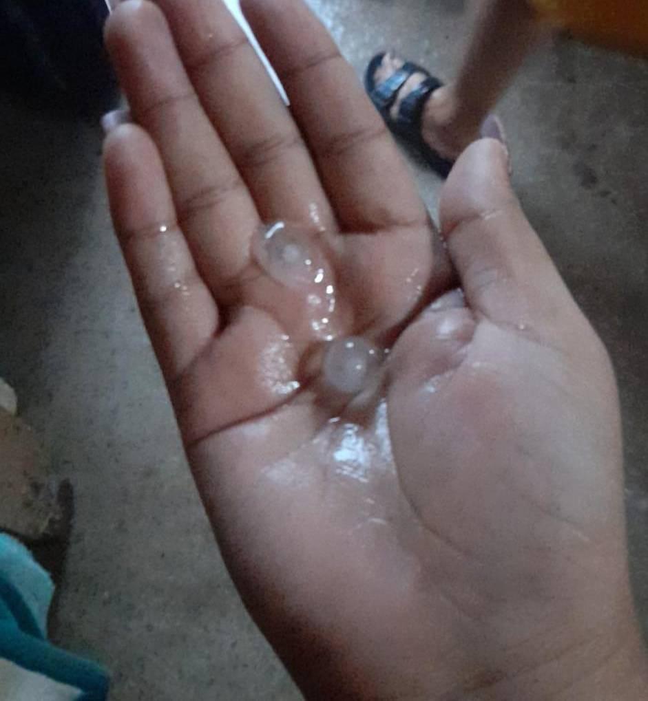 $!Sorprende tormenta y granizo a escuinapenses
