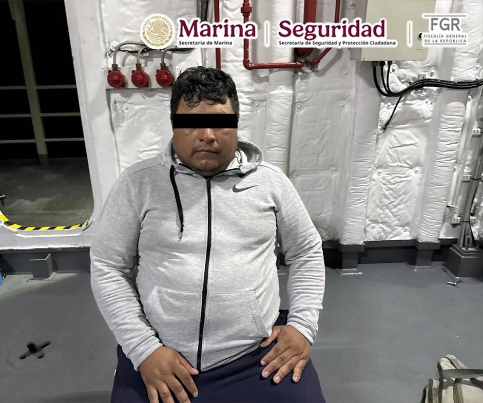 $!Marina asegura casi 3 toneladas de presunta cocaína frente a costas de Oaxaca