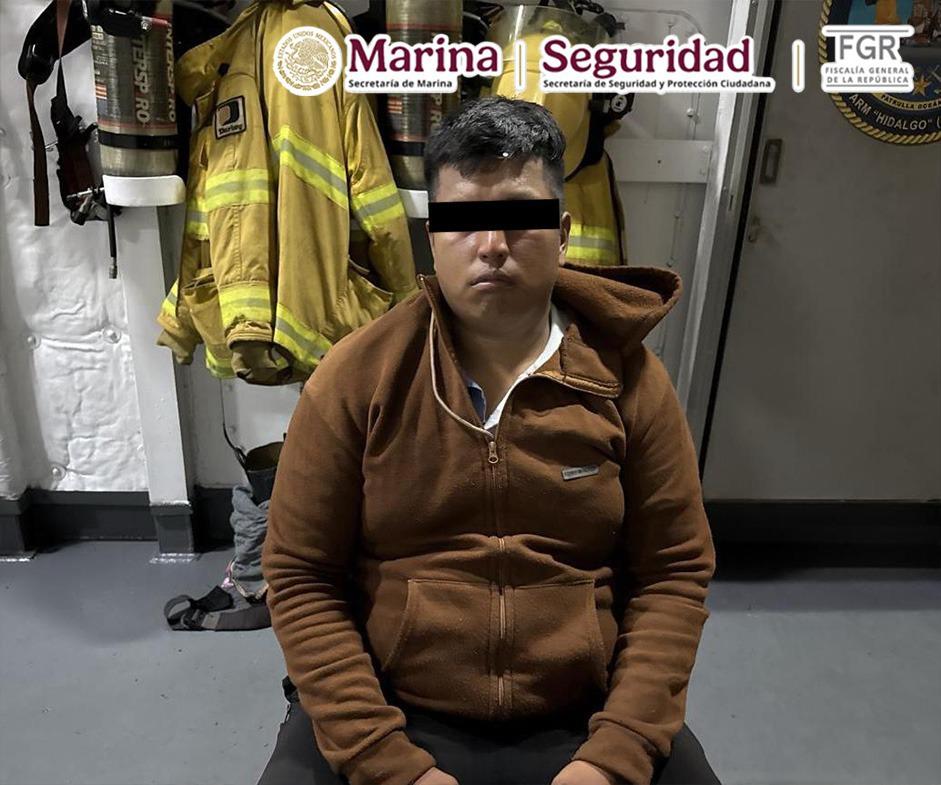 $!Marina asegura casi 3 toneladas de presunta cocaína frente a costas de Oaxaca