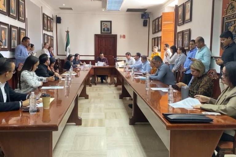 Reconoce Gobierno de Culiacán daño a comerciantes por violencia; condonan pagos de derechos de piso a ambulantes y mercados