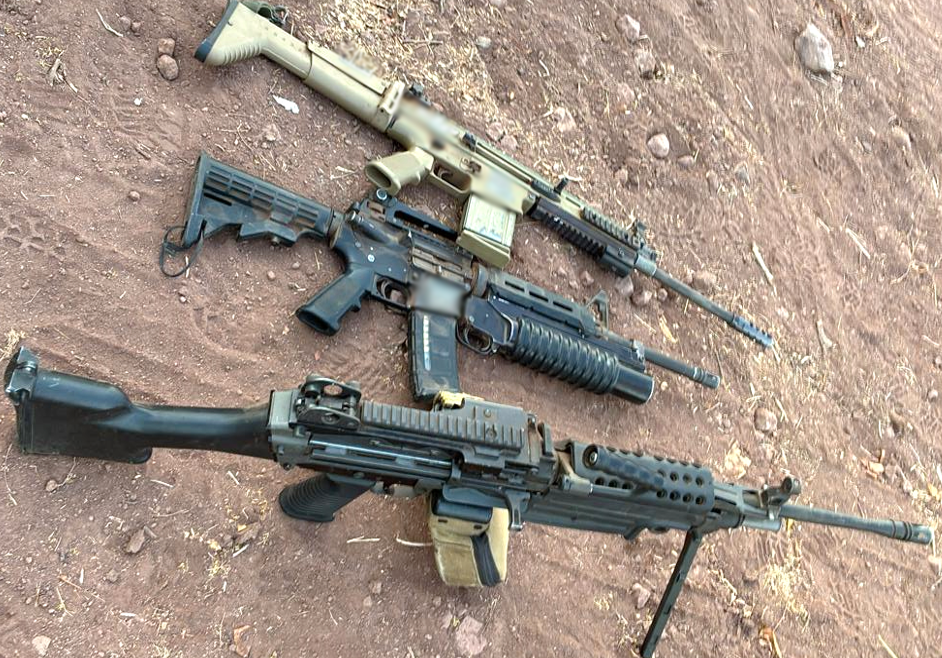 $!Autoridades federales detienen a cuatro y decomisan más de 160 millones de pesos en drogas