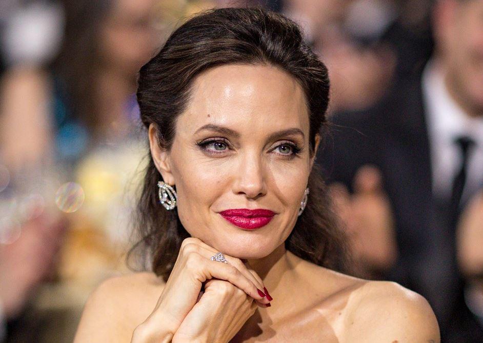 $!Aseguran famosos partes de su cuerpo por millones de dólares