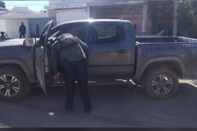 Fue en la sindicatura de Villa Benito Juárez donde elementos de la Base de Operaciones Interinstitucional decomisaron las cuatro unidades.