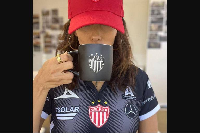 Eva Longoria se convierte en socia del Club Necaxa