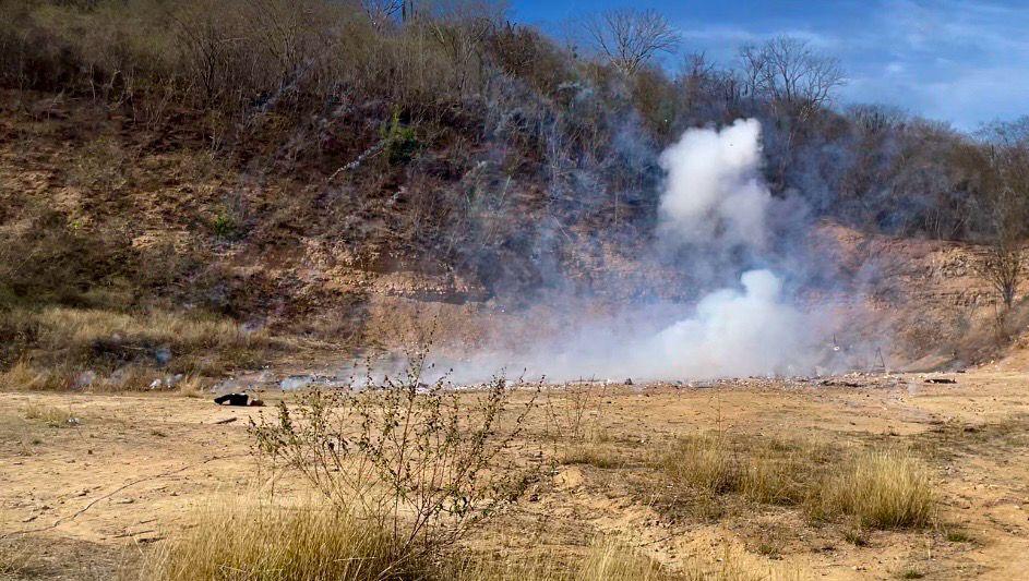 $!Protección Civil Culiacán destruye 250 kilogramos de pirotecnia decomisada