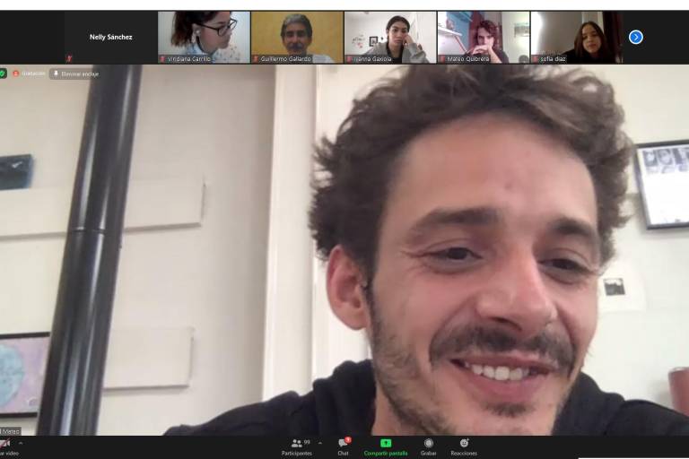 ‘En tiempos de pandemia, hay que acercarse a los libros’