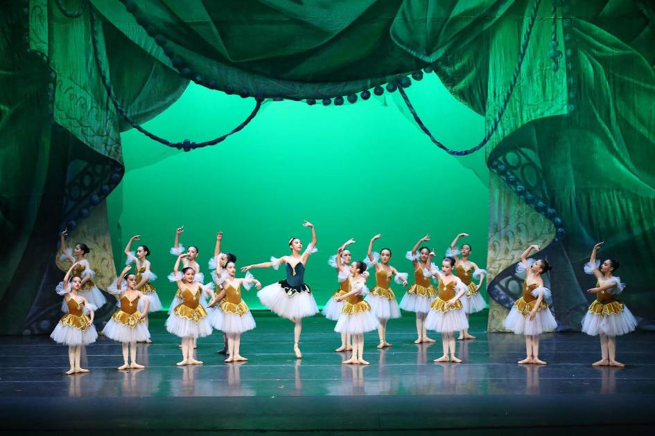 Con ‘Mozartianas’, cierran ciclo alumnas del Programa Integral de Ballet