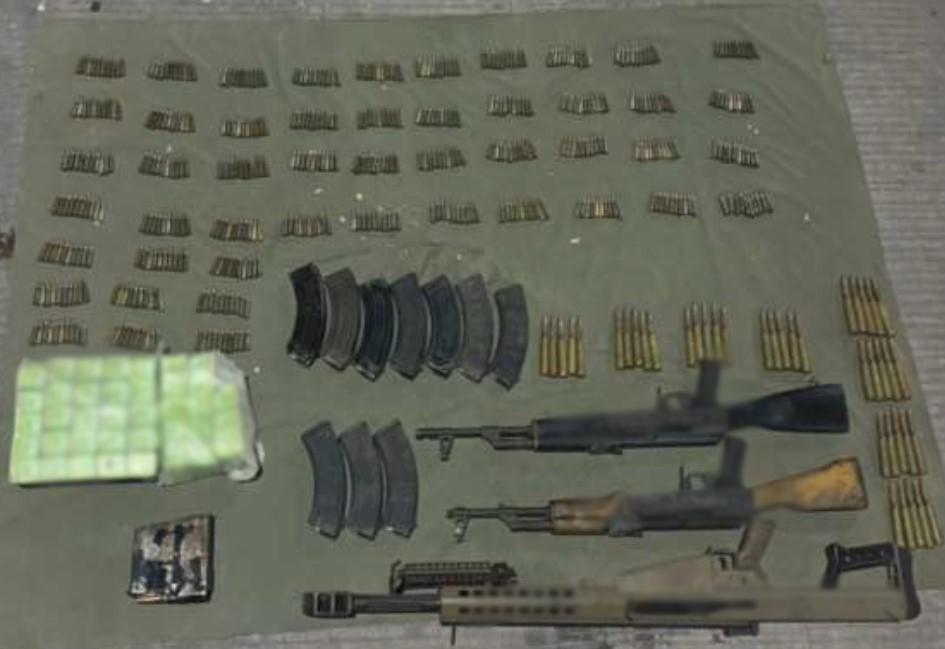 $!Ejército desmantela presunto campamento criminal cerca de Presa El Salto, Elota