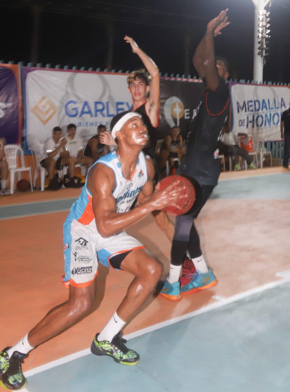 $!Delfines de Mazatlán regresa a la senda triunfal en el Cibapac