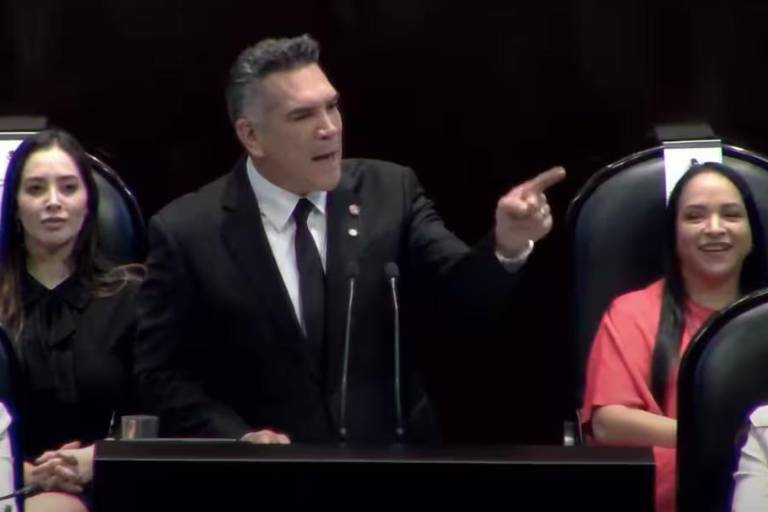 ‘Narco dictadura comunista’, les dice ‘Alito’ a legisladores de Morena