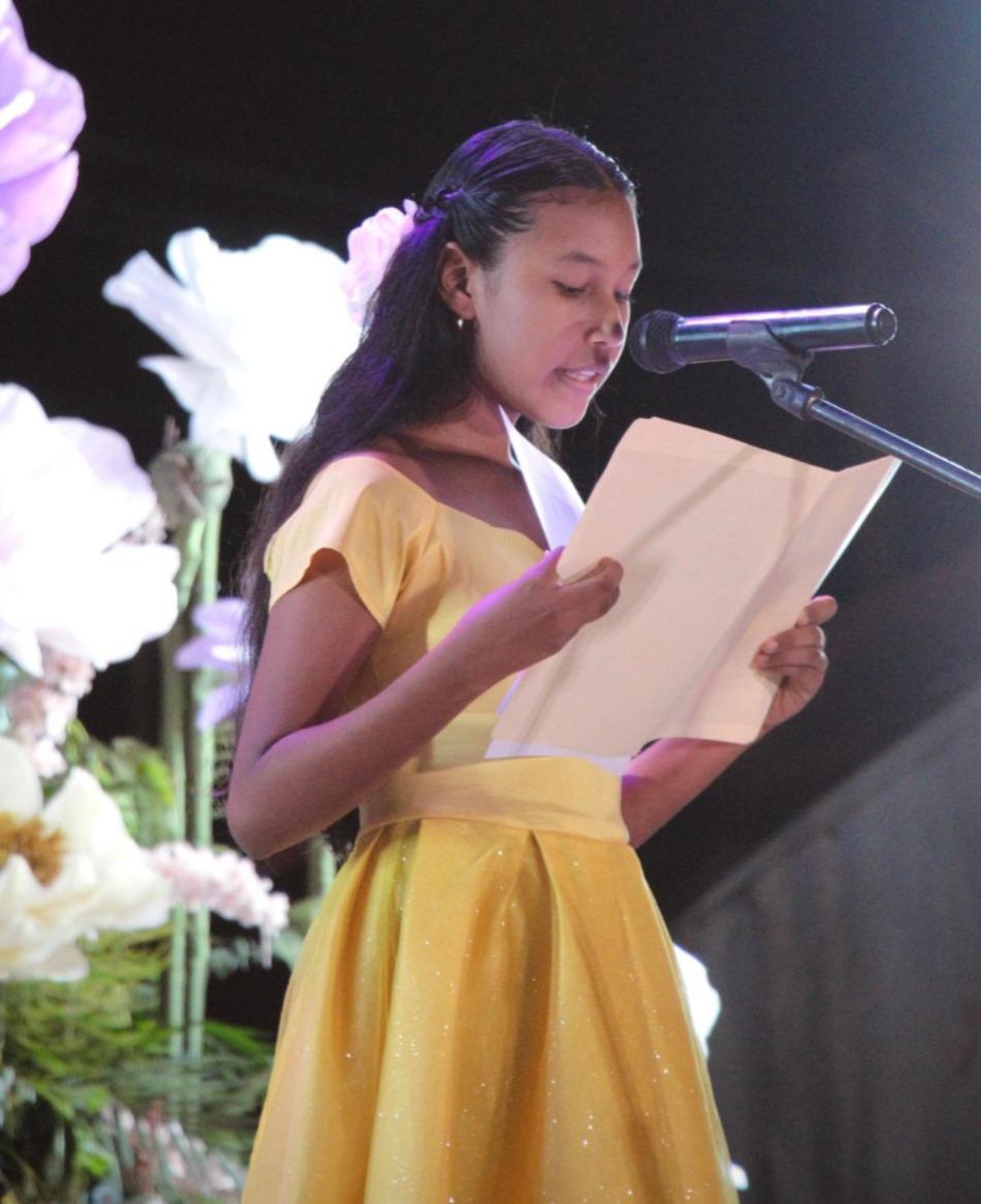 $!Grettel I es coronada como Reina Infantil de los Juegos Florales de la Feria de la Primavera en Rosario