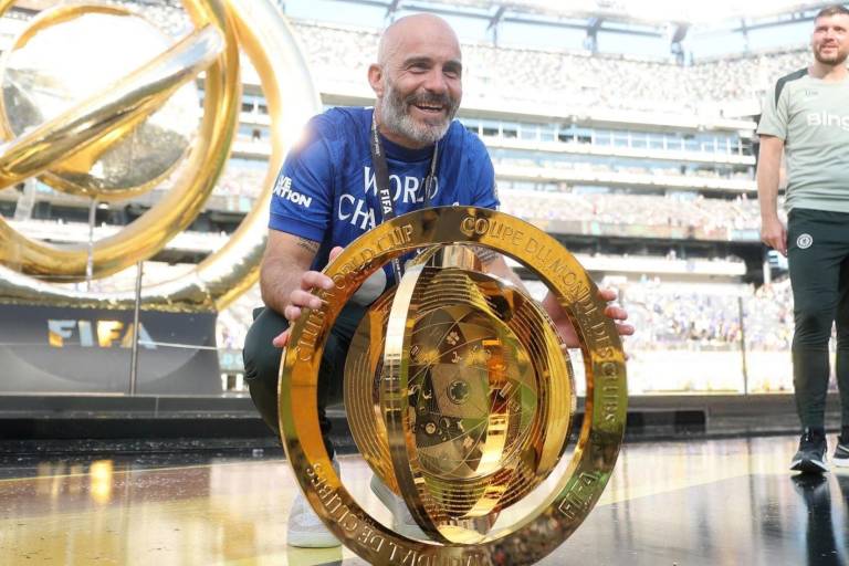 Enzo Maresca sorprende con respuesta sobre Bernardo Cueva tras triunfo del Chelsea en el Mundial de Clubes