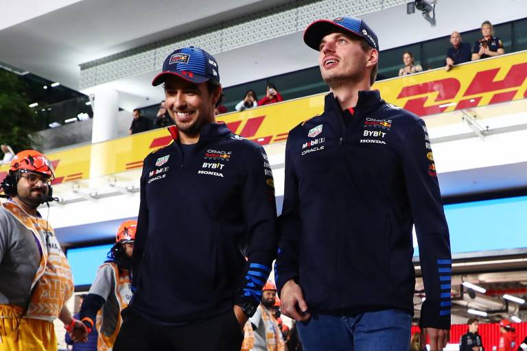 Jos Verstappen desata polémica al llamar ‘cobarde’ al padre de Checo Pérez