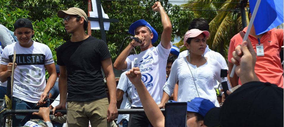 $!Manifestantes en Managua participan en una marcha para pedir el fin de la violencia en Nicaragua.