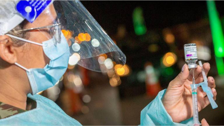 La Organización Mundial de la Salud no considera necesario un recordatorio de la vacuna contra el Covid-19 para aquellas personas que ya han recibido las dosis previstas de sus vacunas.