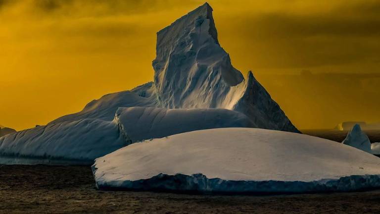 El deshielo se está acelerando en la Antártida debido al aumento de las temperaturas.