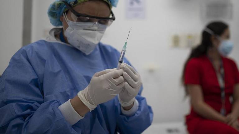 Colombia, el primer país de América Latina en recibir las vacunas de COVAX
