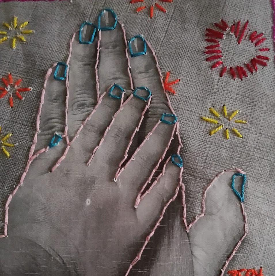 $!Bordar la maternidad.