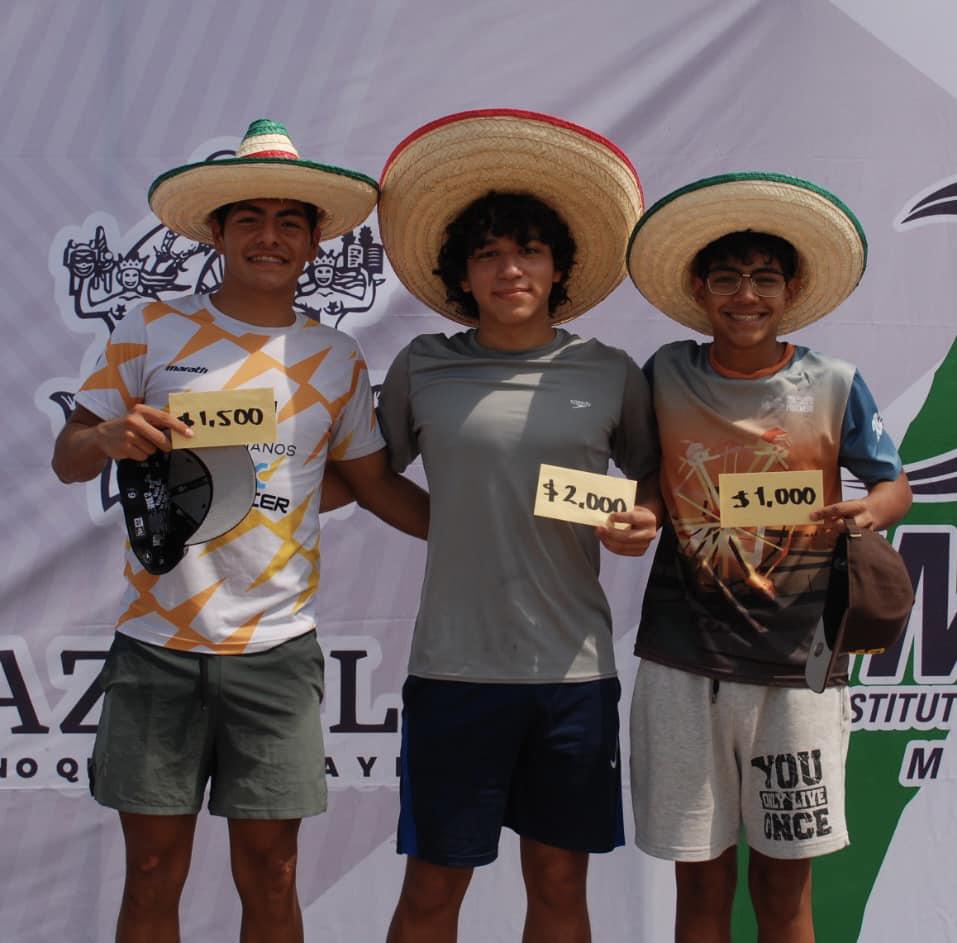 $!Mercado y Díaz dominan las aguas en Copa Independencia de Natación