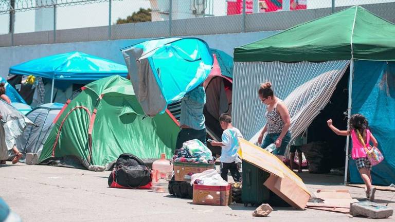 El paso fronterizo peatonal PedWest en Tijuana, México.