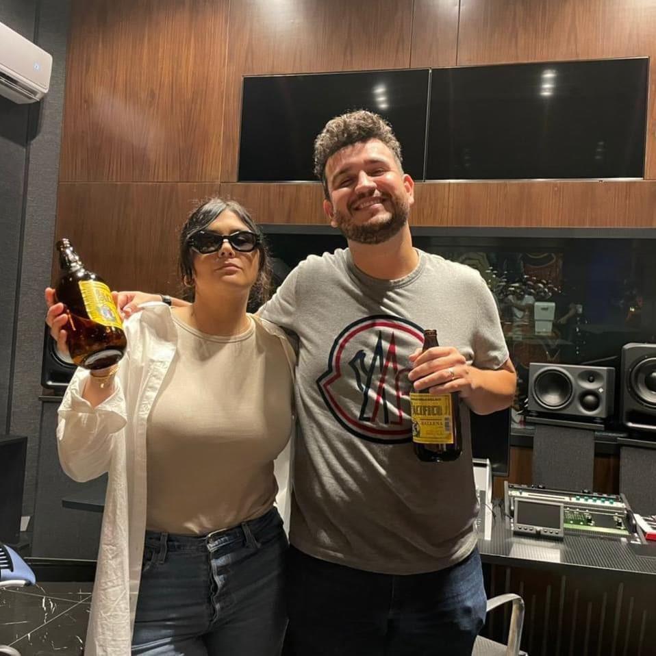 $!Edén Muñoz le produce nuevo disco a Yuridia en Mazatlán