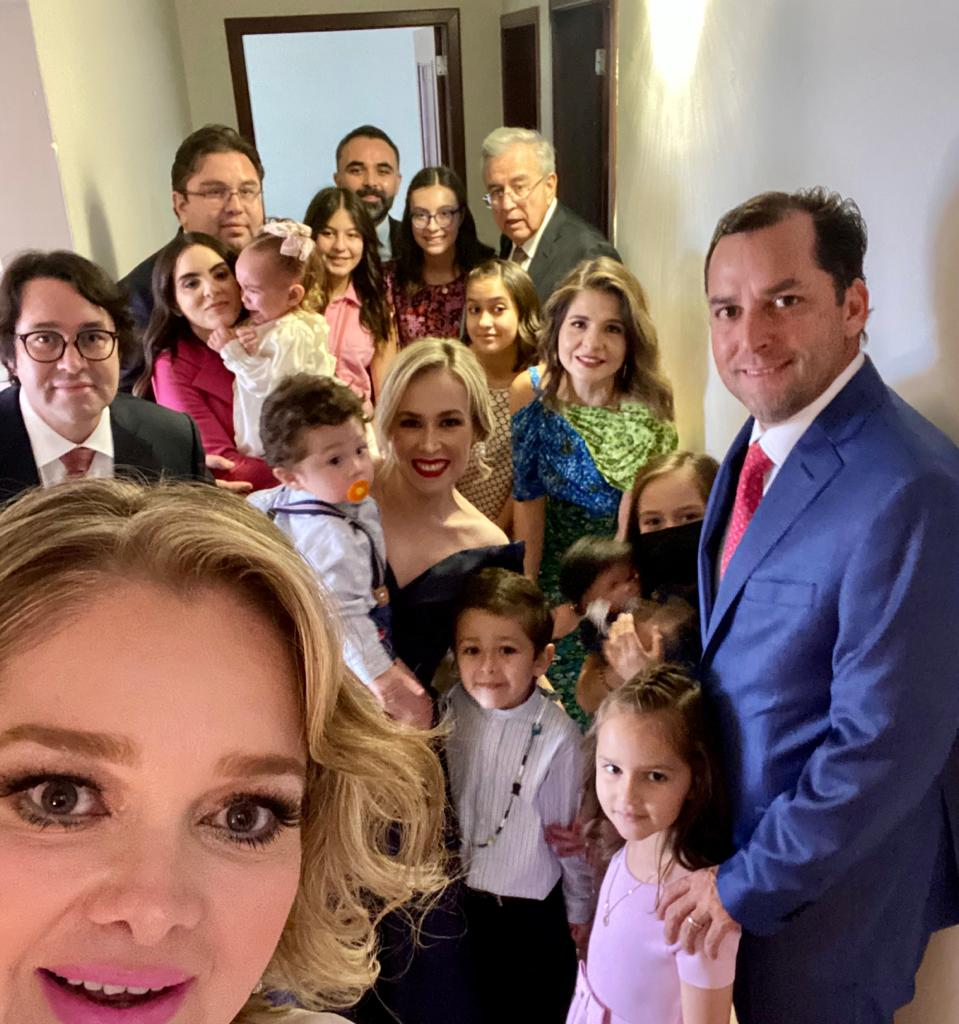 $!Rubén Rocha Moya en compañía de toda su familia.