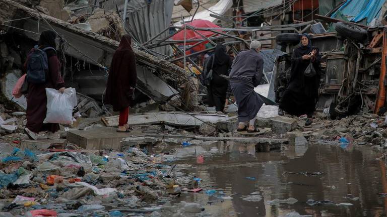 El mercado Azzawieh de la ciudad de Gaza está destruido, como gran parte de la Franja.