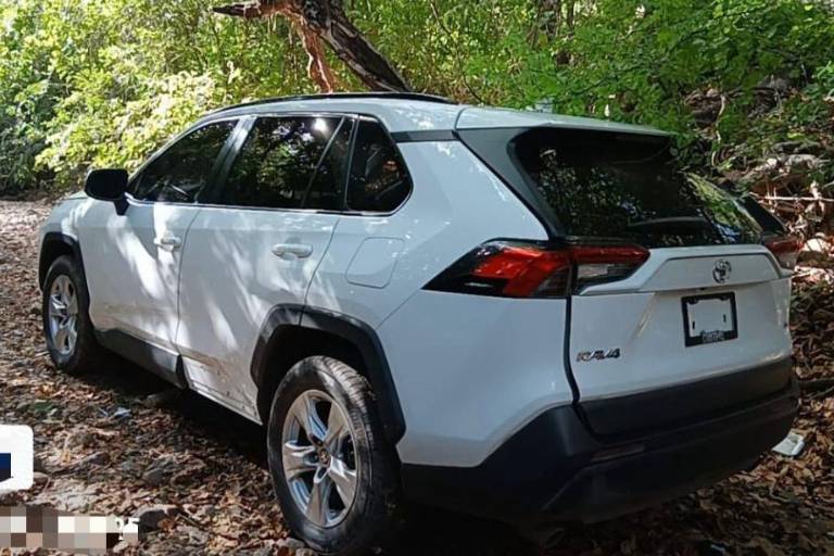 Semar asegura vehículos robados, municiones y equipo táctico en El Tule, Culiacán