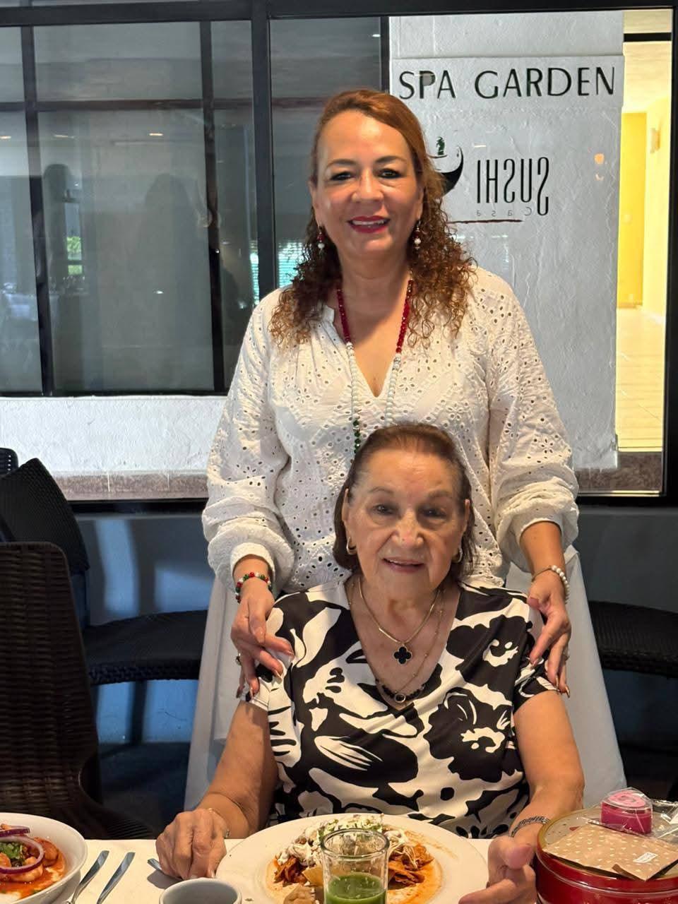 $!Lolys Rubio junto a Graciela Toledo.