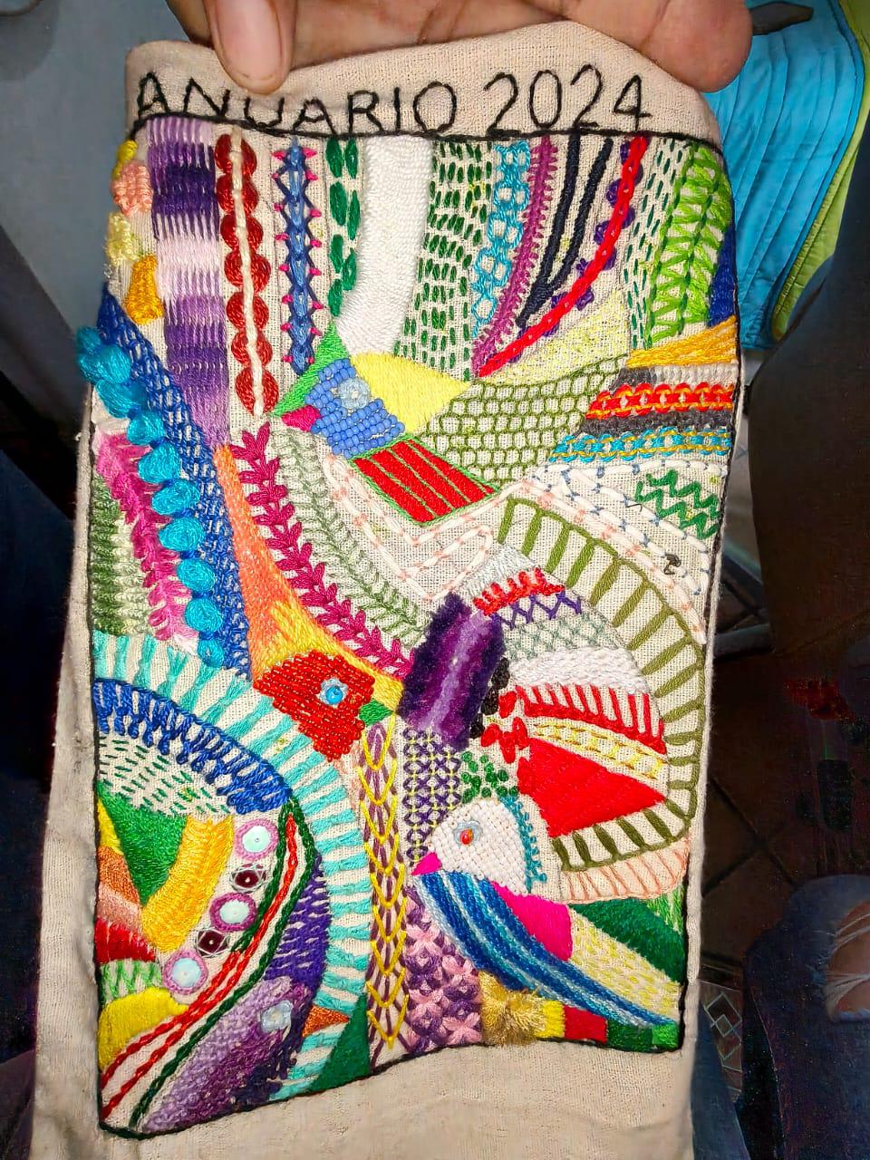 $!Entre puntadas de aguja e hilo, Ana Karen encontró en el bordado una forma de arte en Rosario