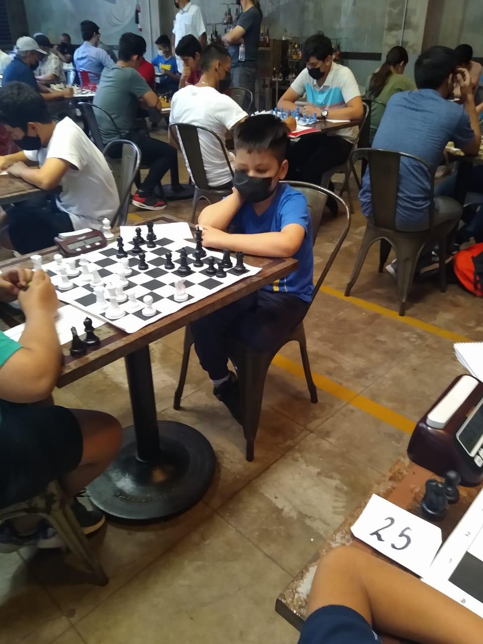 $!Aventajan Jara, Rodríguez y Hernández en Abierto de Ajedrez La Mona