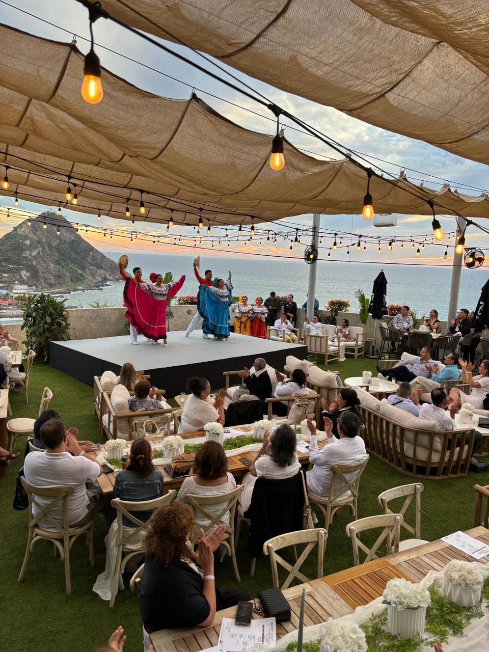 $!Exalta el arte sinaloense, el Ballet Folklórico del Instituto de Cultura