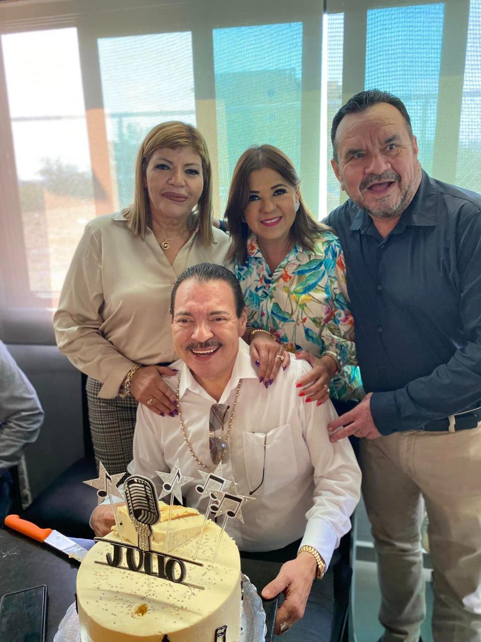 $!Julio Preciado celebra su cumpleaños rodeado de su familia y amigos