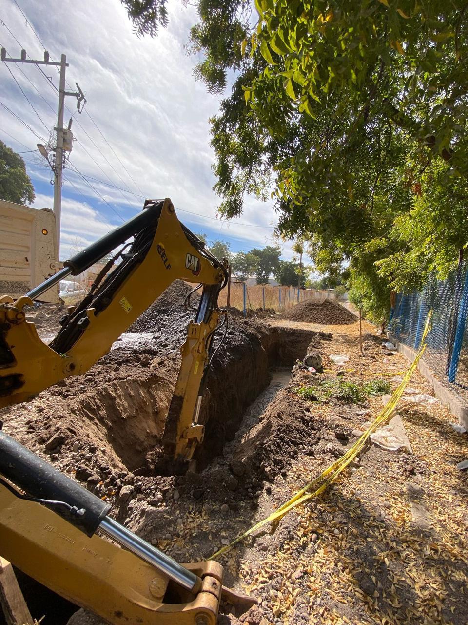 $!Inicia Japac trabajos para sustituir tuberías viejas de drenaje en el sector Humaya