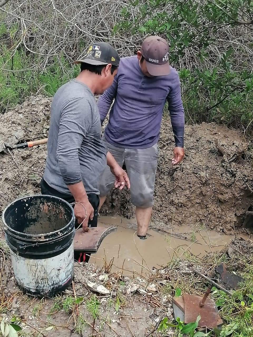 $!Fugas en acueducto Baluarte-Teacapán provoca suspención de servicio de agua en Escuinapa