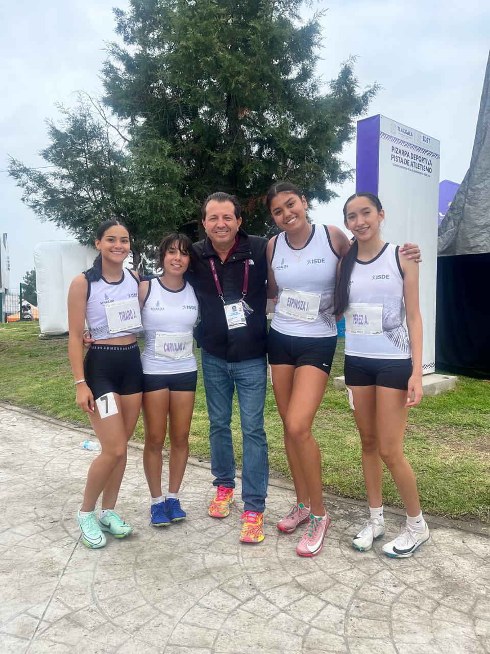 $!Oro y plata para Sinaloa en el relevo 4x100 de la Olimpiada Nacional Conade 2025